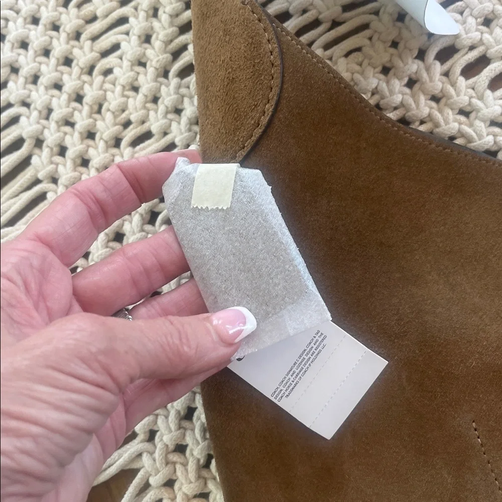 NWT Coach Suede Shoulder Hobo Bag - Picture 3 of 6